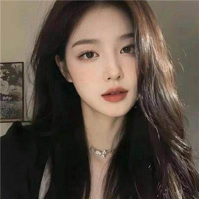 吉普车中的四人